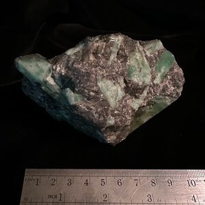 Natural Green emerald cluster